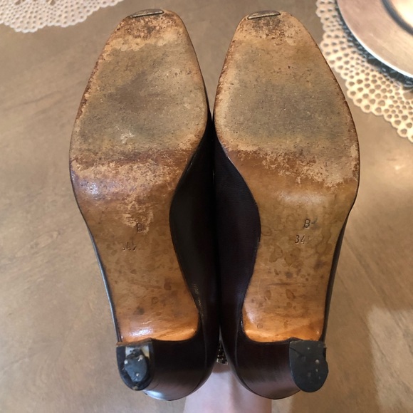 VINTAGE 1970s GUCCI Designer Luxury Italian Charm Mahogany Leather Heel Pumps - Picture 10 of 15